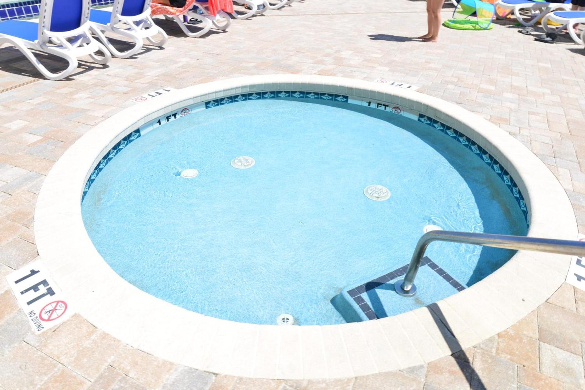 מירטל ביץ' Oceanfront Top Location Modern Resort Lazy River Huge Pool Oasis מראה חיצוני תמונה