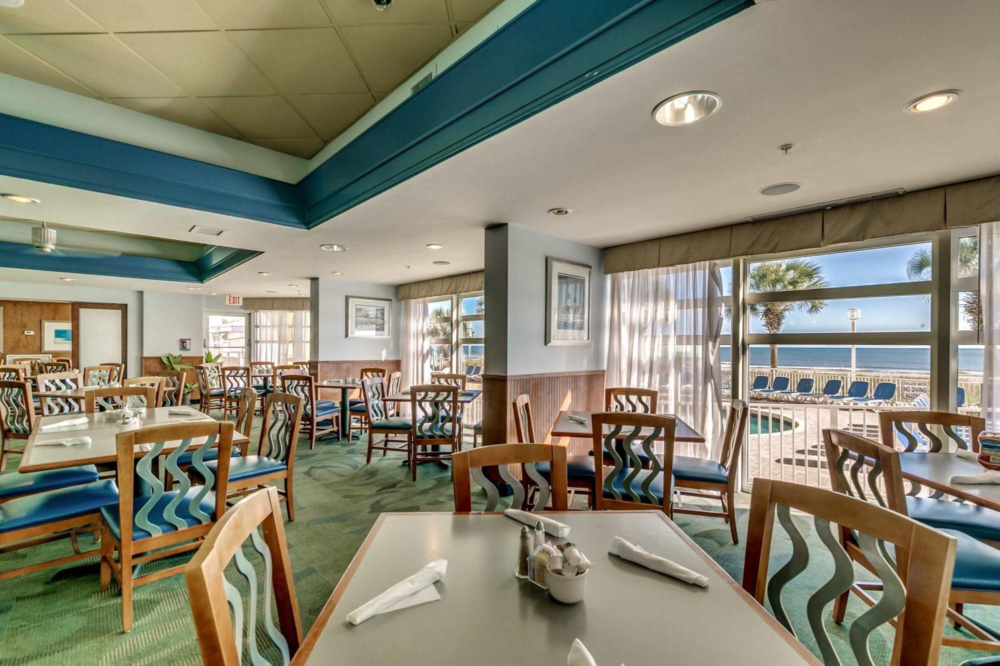 מירטל ביץ' Oceanfront Top Location Modern Resort Lazy River Huge Pool Oasis מראה חיצוני תמונה